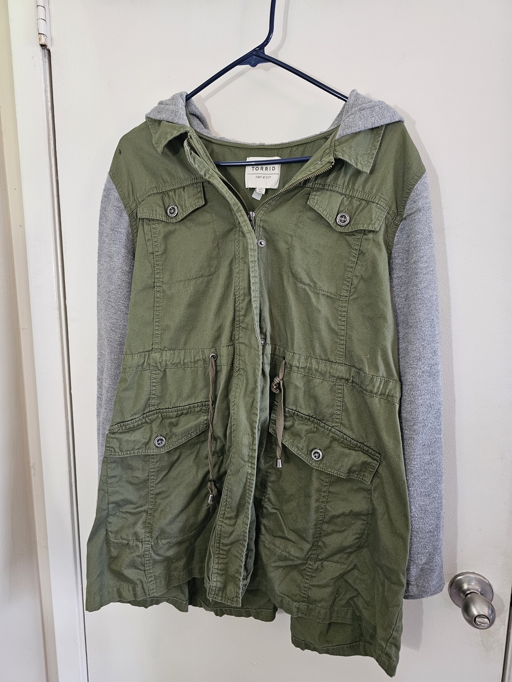 torrid Olive Green Utility Jacket with Gray Hood & Sleeves - Picture 2 of 6